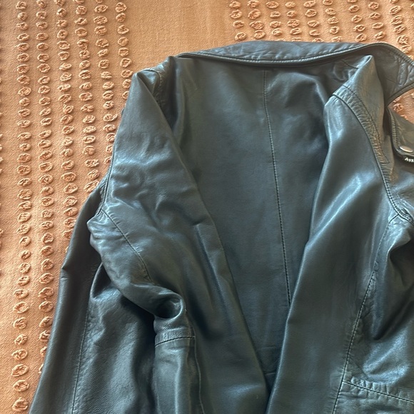 Madewell Washed Leather Jacket - Picture 6 of 7
